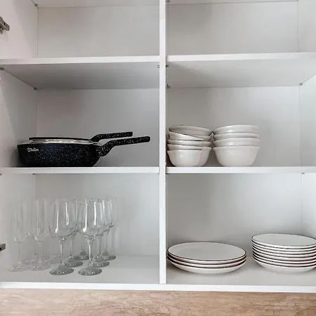 Apartment Away From The City, Closer To The Sea 2br