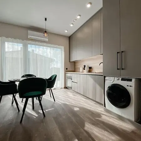 Away From The City, Closer To The Sea 2br Apartment Palanga