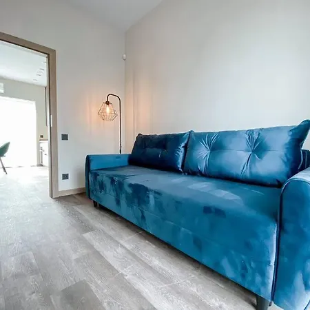Away From The City, Closer To The Sea 2br Apartment *